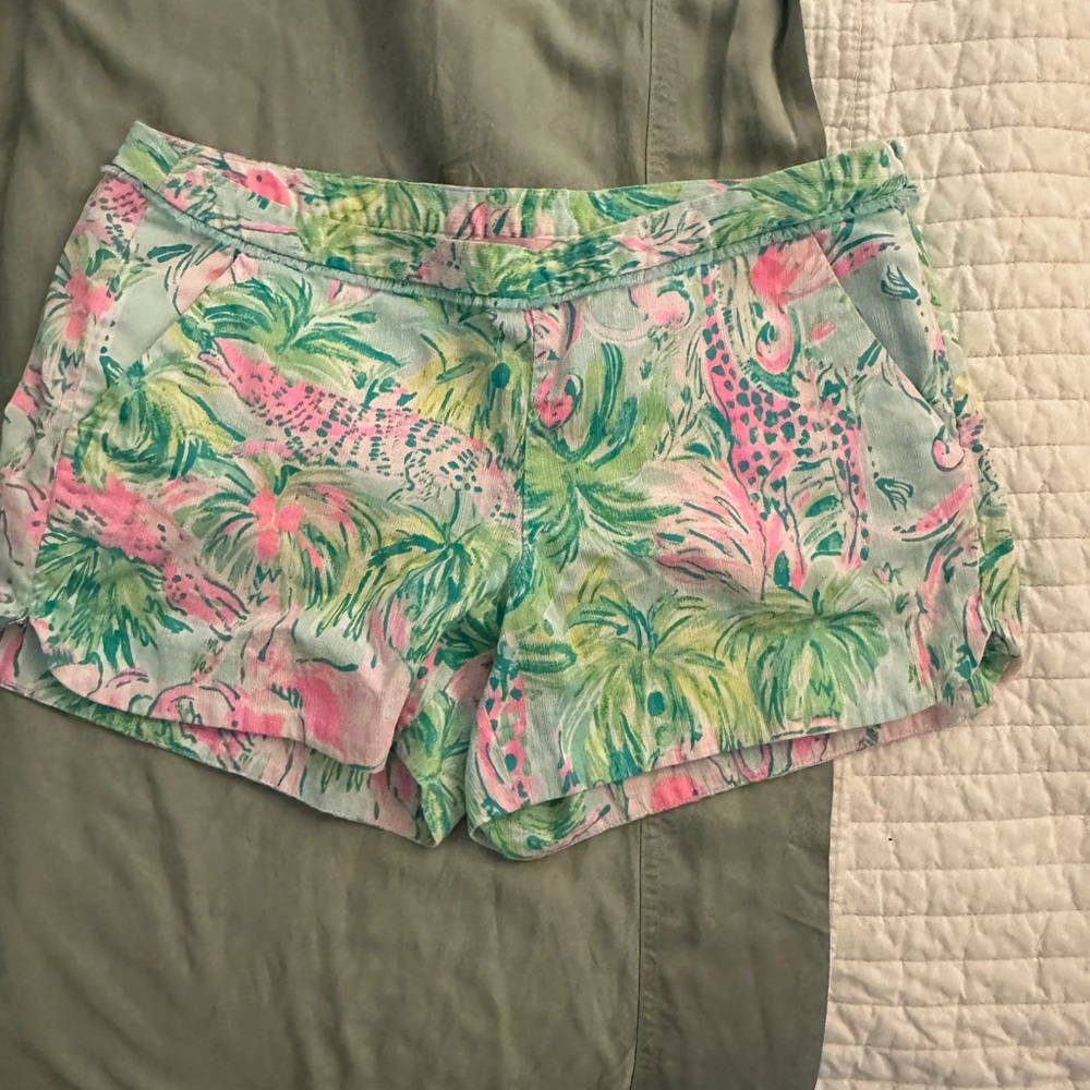 Lilly Pulitzer Print Women's Shorts sz 4
